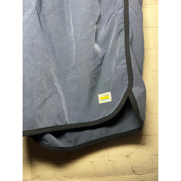 VUORI Banks Azure Performance Shorts Blue Quick Dry 4 Way Stretch Hybrid XS - Picture 7 of 9